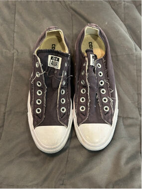 Women's Converse grey Slip-On Sneakers Size 8